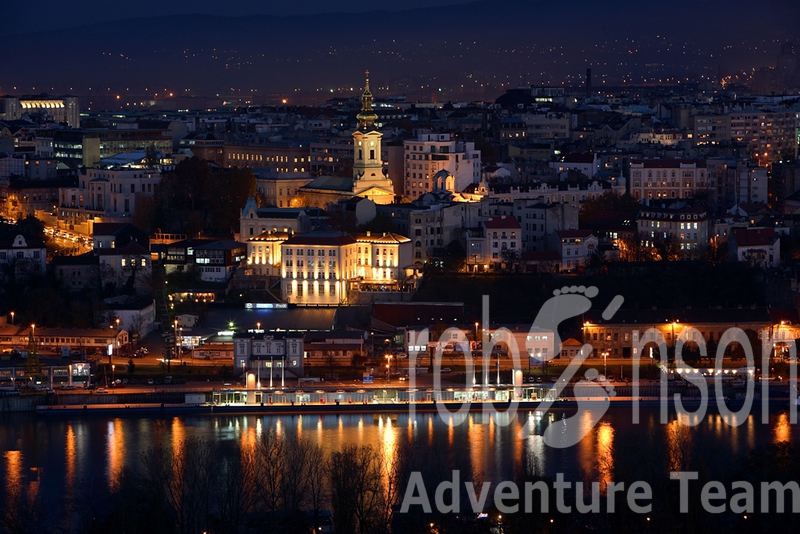 Belgrade by night.jpg