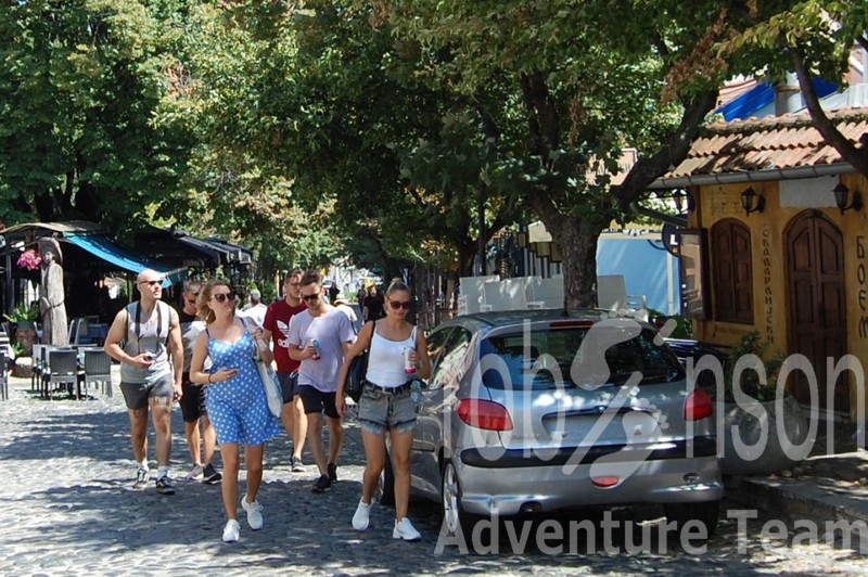 Tourists at  Skadarlia.jpg