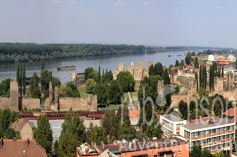 Smederevo panorama fortress.jpg