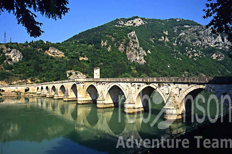Old bridge Visegrad.jpg